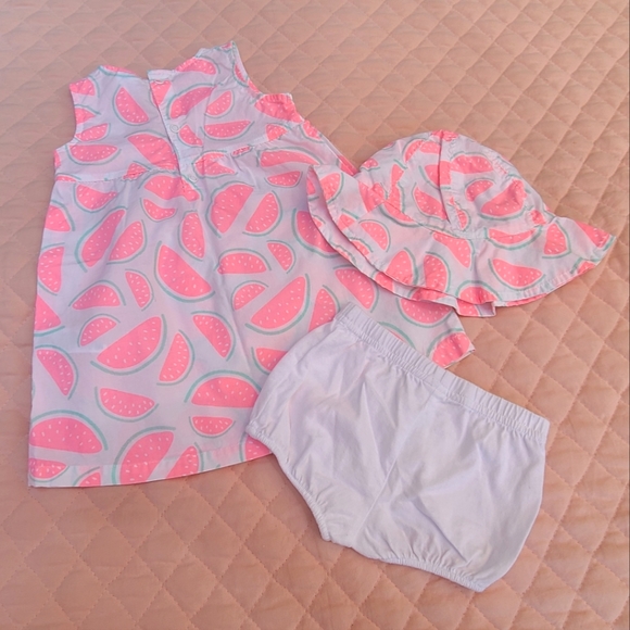Watermelon-print A-line dress for baby girl with matching bucket hat, size 9M - Picture 3 of 8